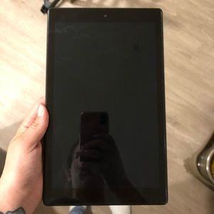 Kindle with case and charger